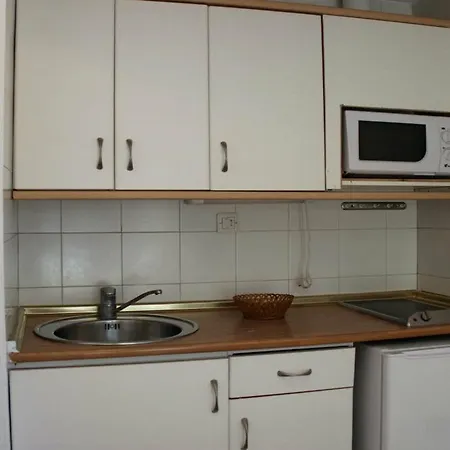 El Cardonal פארק נופש 2*